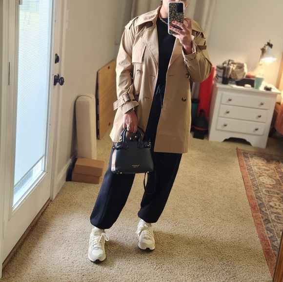 Burberry Baby Banner Black Tote - Picture 14 of 14